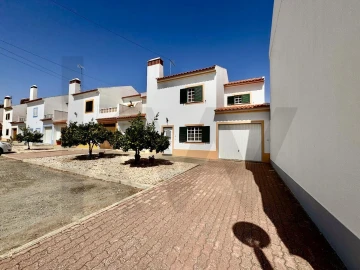 Moradia T5 para Venda em Alvalade