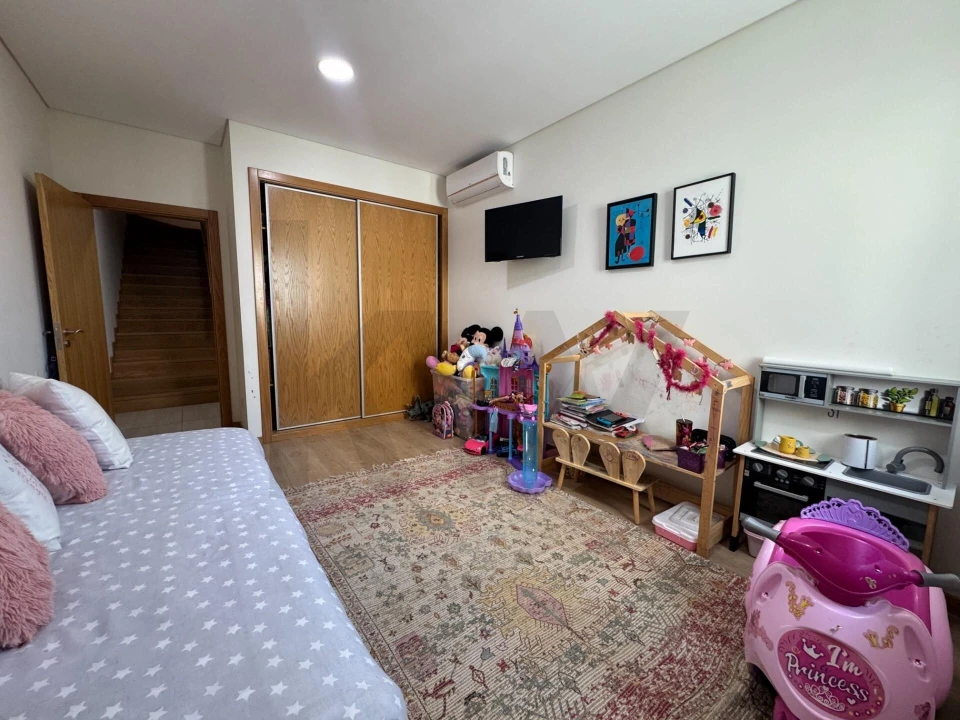 Apartamento T4 para Venda em Viseu Foto 36