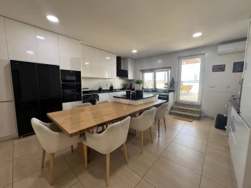 Apartamento T4 para Venda em Viseu
