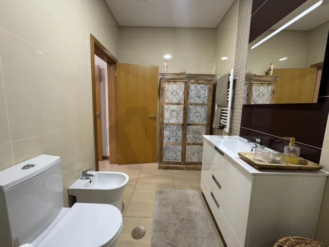 Apartamento T4 para Venda em Viseu Foto 40