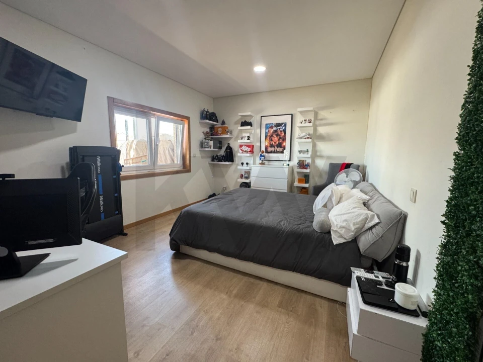 Apartamento T4 para Venda em Viseu Foto 32