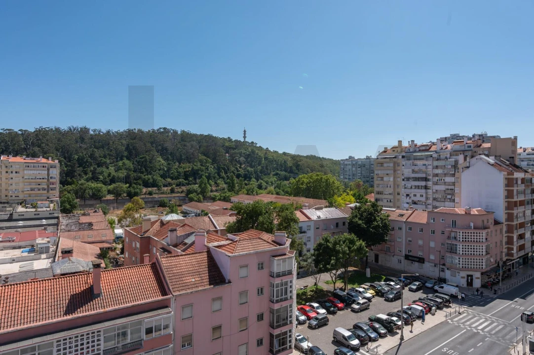 Apartamento T4 para Venda em São Domingos de Benfica Foto 26