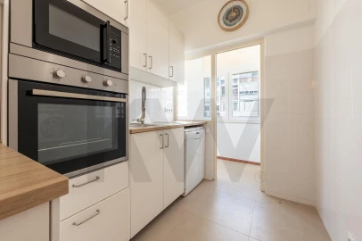 Apartamento T4 para Venda em São Domingos de Benfica