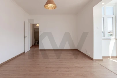 Apartamento T4 para Venda em São Domingos de Benfica
