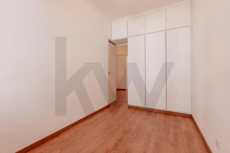 Apartamento T4 para Venda em São Domingos de Benfica Foto 12