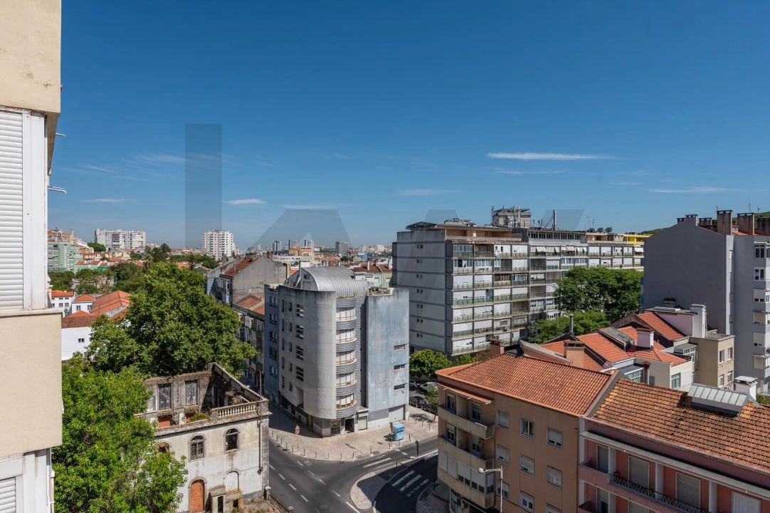 Apartamento T4 para Venda em São Domingos de Benfica Foto 27