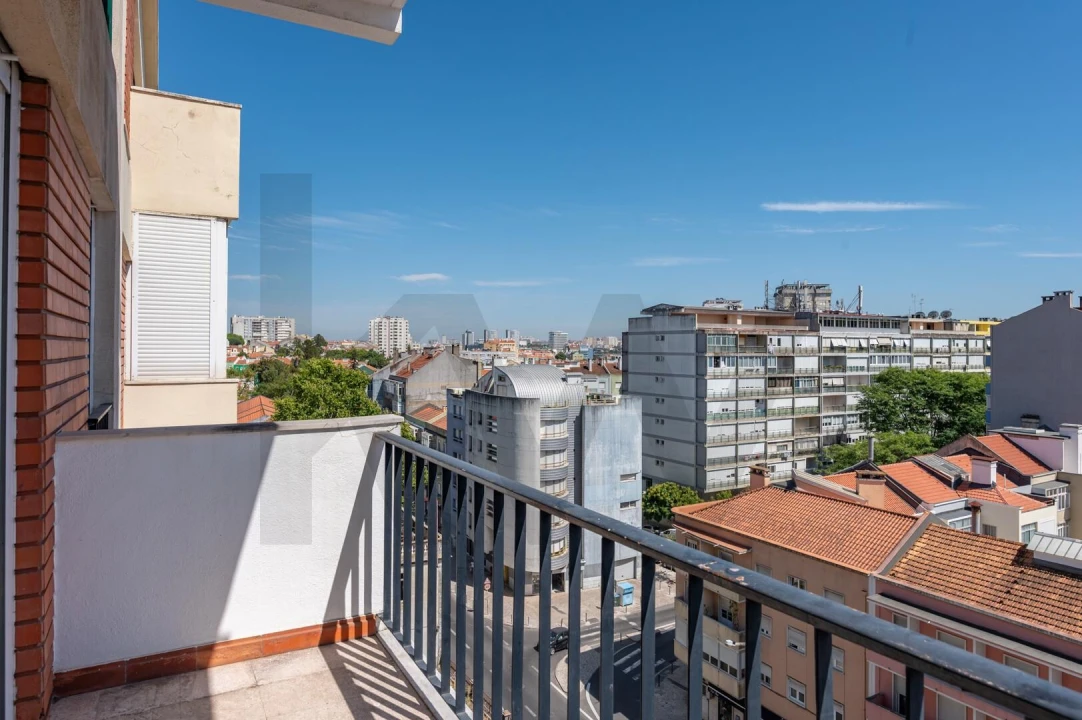Apartamento T4 para Venda em São Domingos de Benfica Foto 28