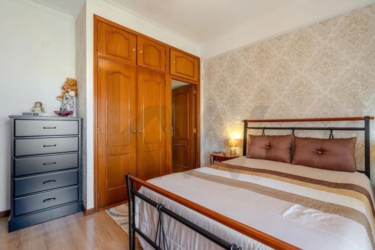 Apartamento T2 para Venda em Seixal, Arrentela e Aldeia de Paio Pires Foto 14