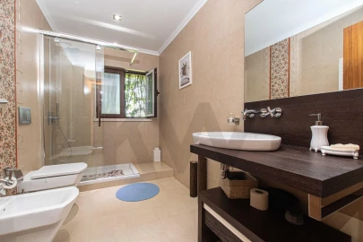 Quinta T5 para Venda em Marvila, Ribeira Santarém, São Salvador, São Nicolau