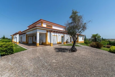 Quinta T5 para Venda em Marvila, Ribeira Santarém, São Salvador, São Nicolau