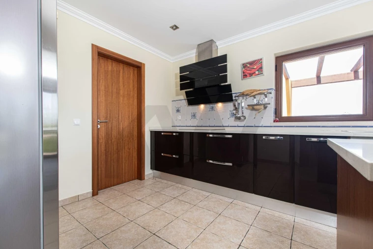 Quinta T5 para Venda em Marvila, Ribeira Santarém, São Salvador, São Nicolau Foto 16