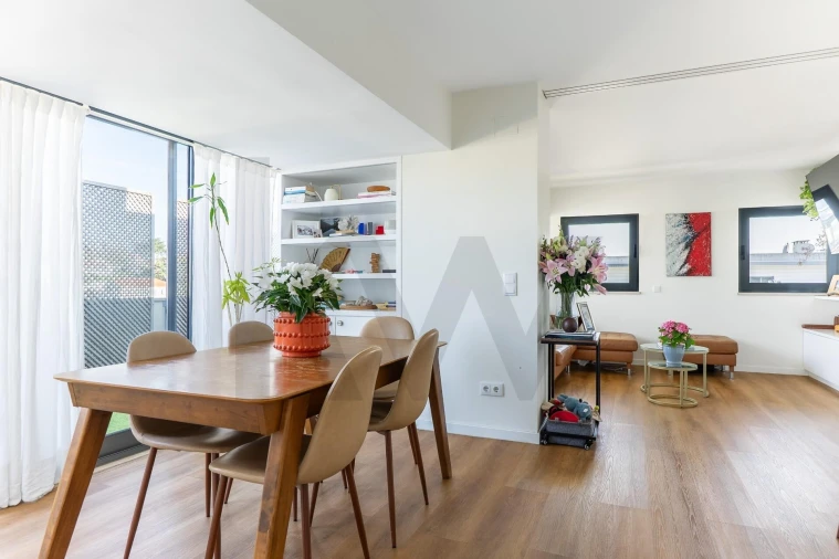 Apartamento T4 para Venda em Cascais e Estoril Foto 16