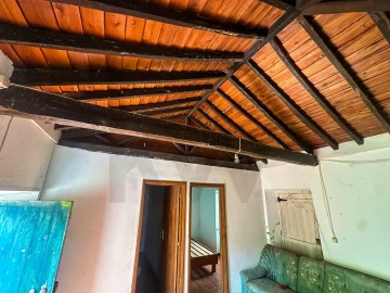 Moradia T1 para Venda em São Pedro
