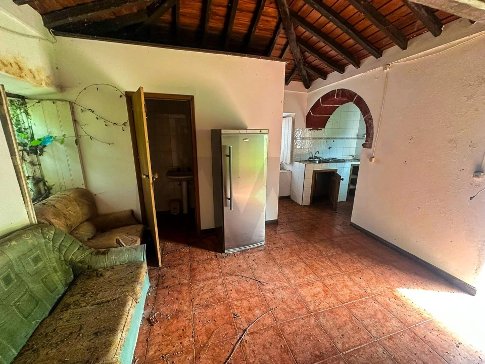 Moradia T1 para Venda em São Pedro Foto 3