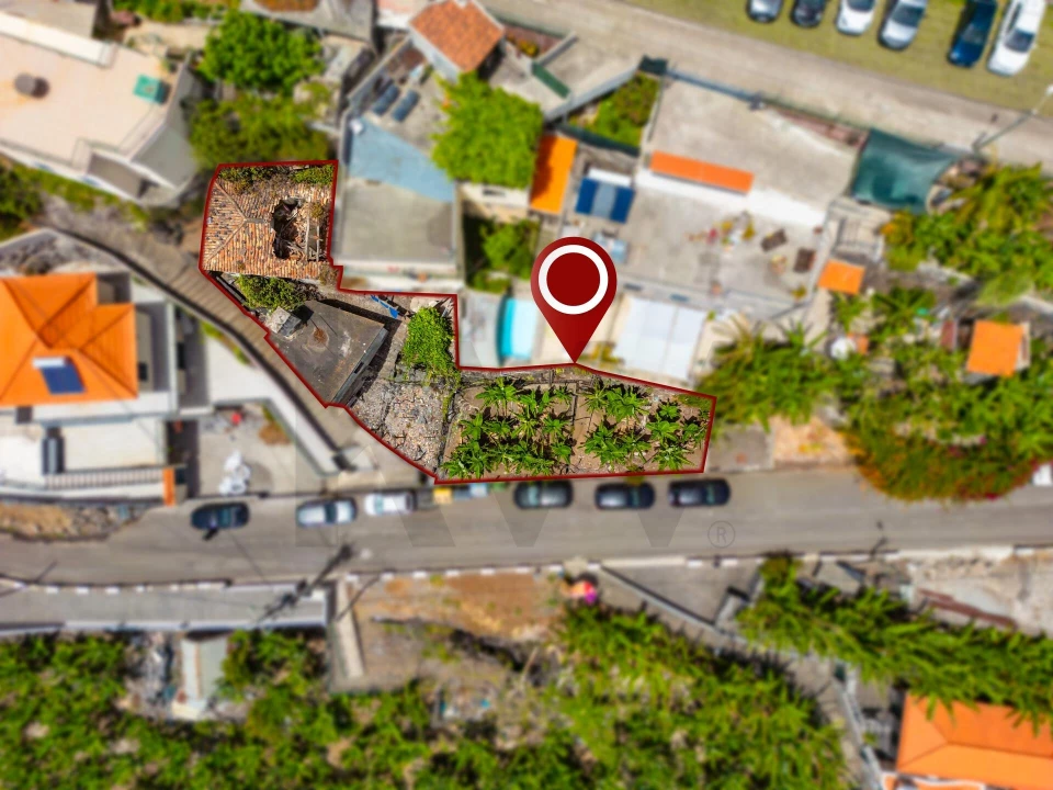 Moradia T2 para Venda em Canhas Foto 6