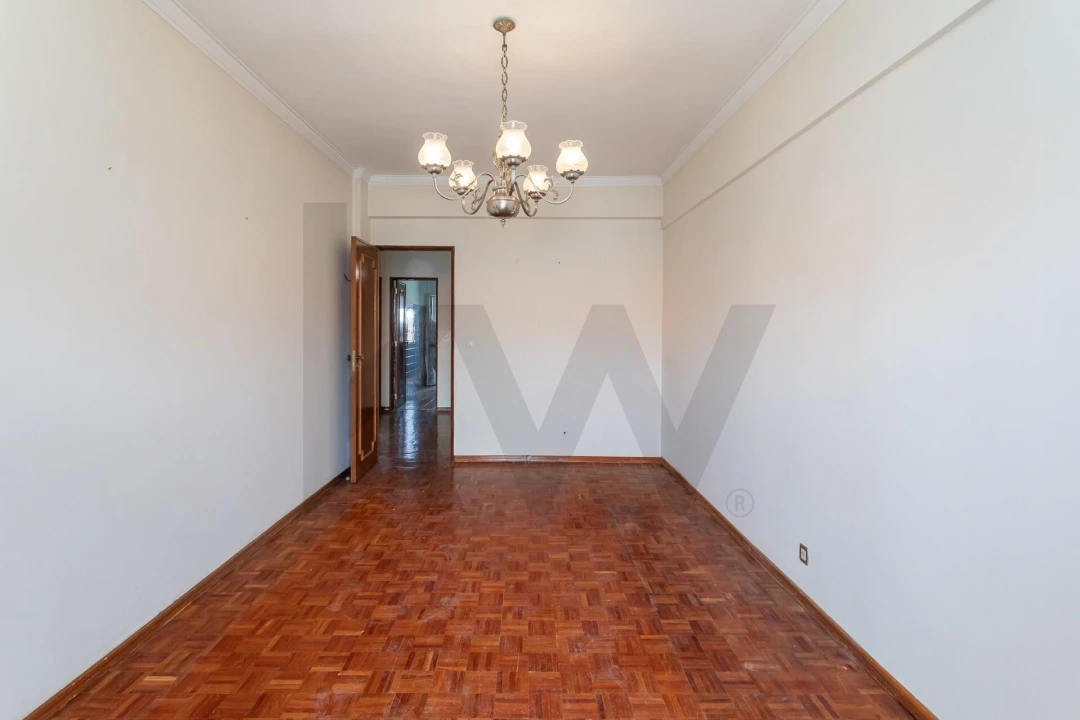 Apartamento T2 para Venda em Amora Foto 8