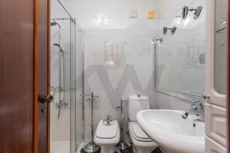 Apartamento T2 para Venda em Amora Foto 13