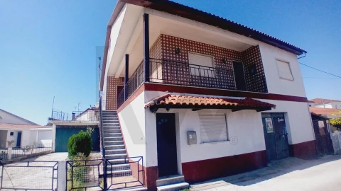 Moradia T4 para Venda em Soure