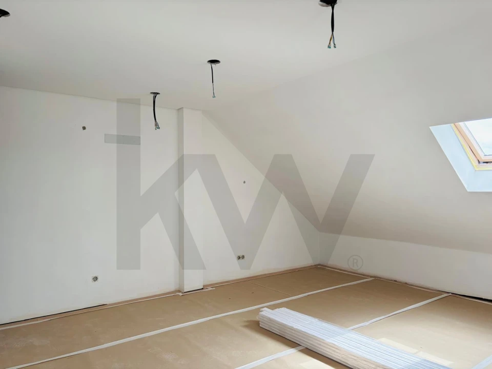 Apartamento T2 para Venda em Corroios Foto 30