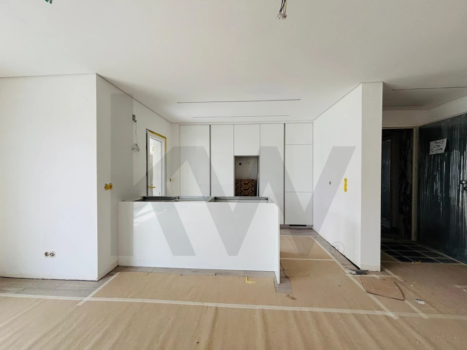 Apartamento T3 para Venda em Corroios Foto 33