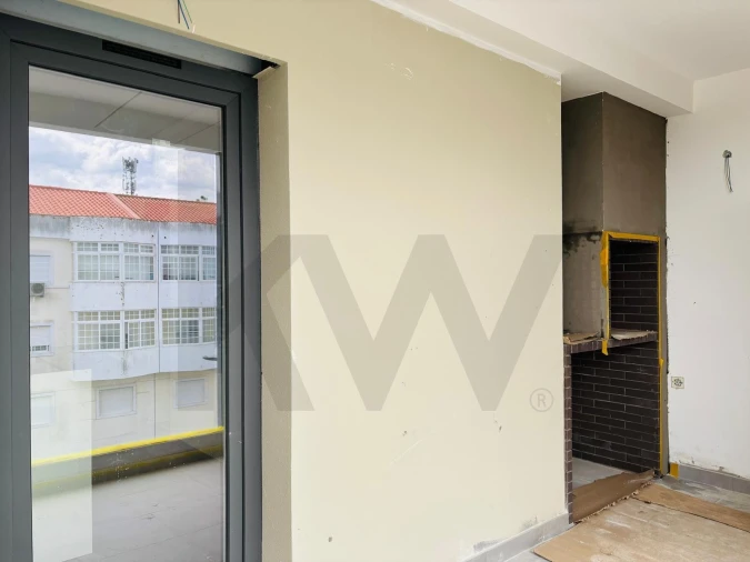 Apartamento T3 para Venda em Corroios Foto 46