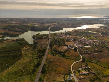 Moradia T4 para Venda em Atouguia da Baleia