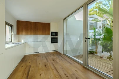 Moradia T4 para Venda em Atouguia da Baleia