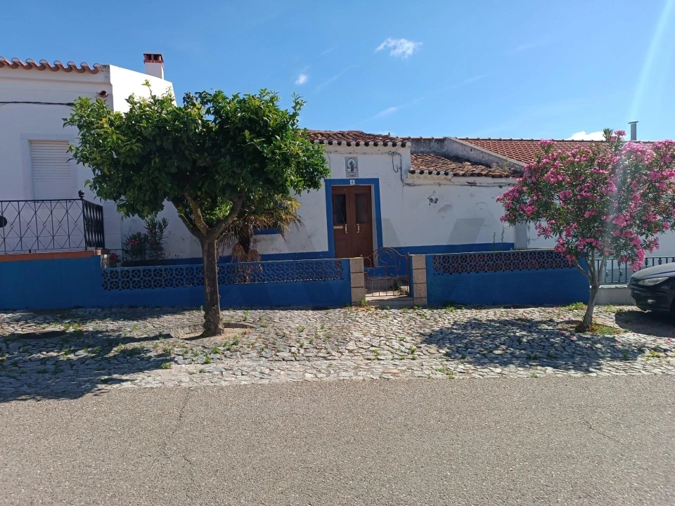 Moradia T2 para Venda em Pedrogão Foto 1