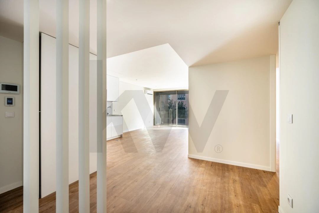 Apartamento T2 para Venda em Oliveira do Douro Foto 1
