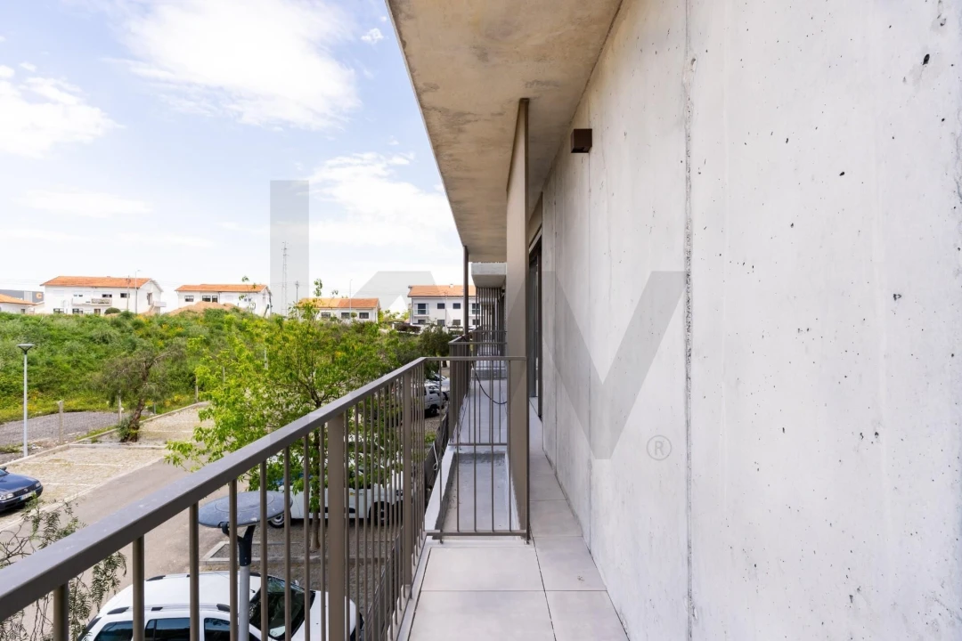 Apartamento T2 para Venda em Oliveira do Douro Foto 3
