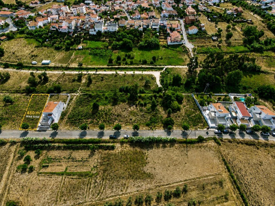 Terreno para Venda em Granja do Ulmeiro Foto 3