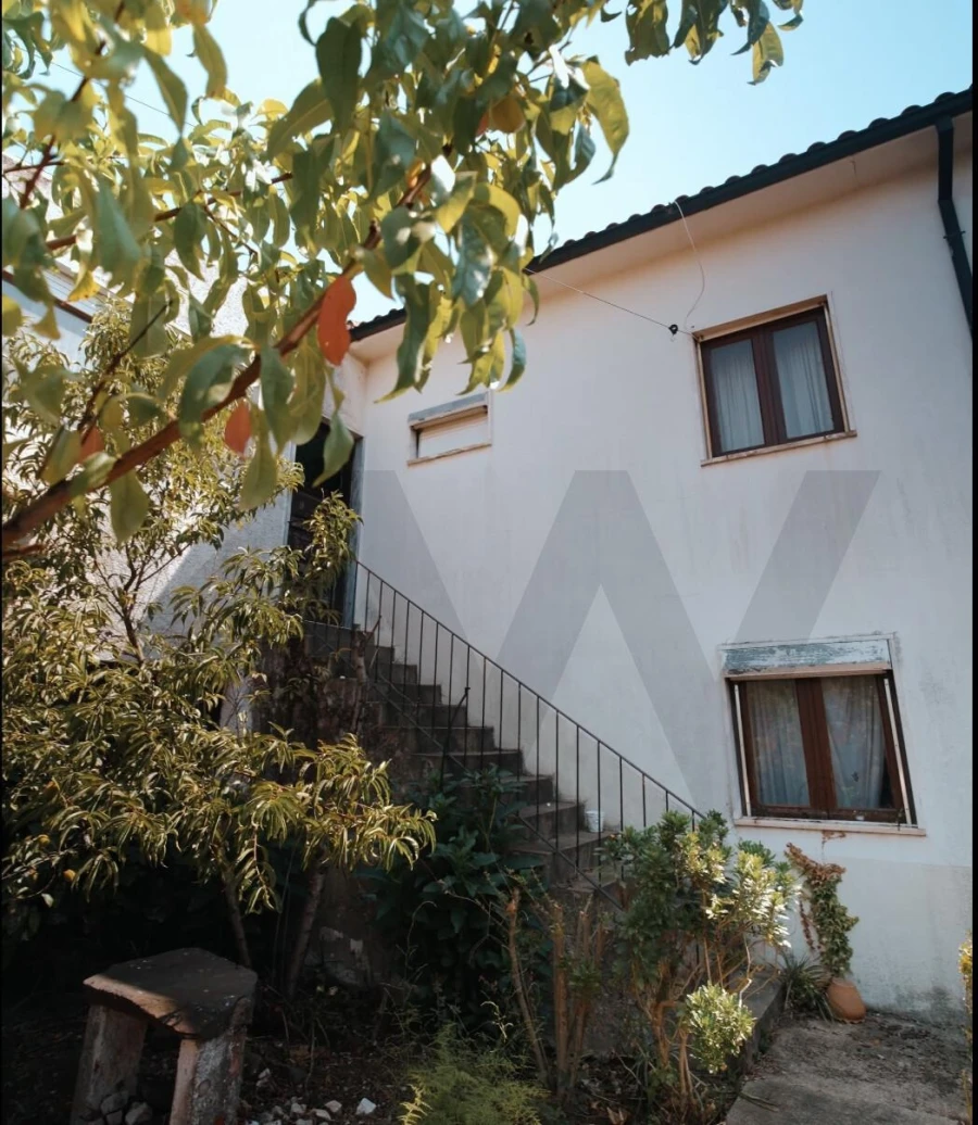 Moradia T3 para Venda em Lousã e Vilarinho Foto 4