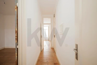 Apartamento T2 para Venda em Campolide