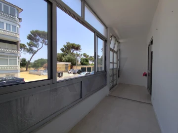 Apartamento T3 para Venda em Carcavelos e Parede