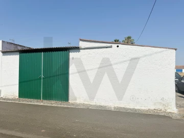 Moradia T2 para Venda em Ferreira do Alentejo e Canhestros