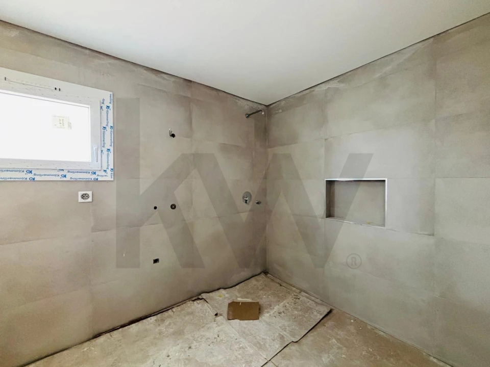 Apartamento T2 para Venda em Corroios Foto 27