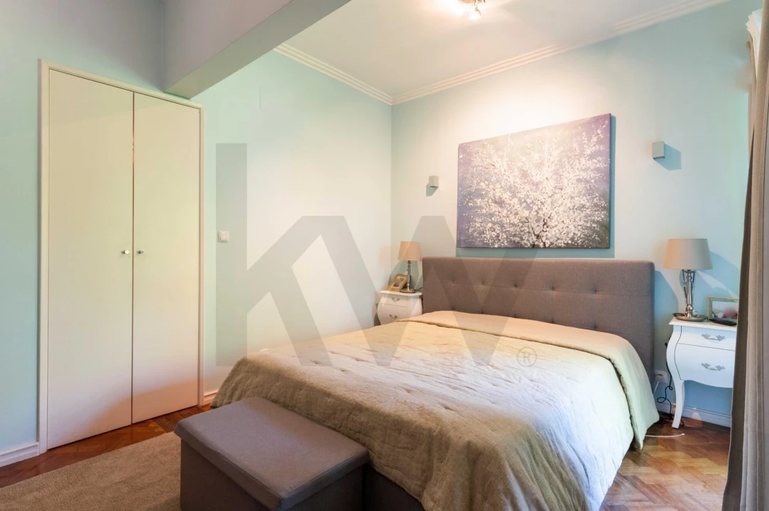 Apartamento T2 para Arrendamento em Lumiar Foto 5