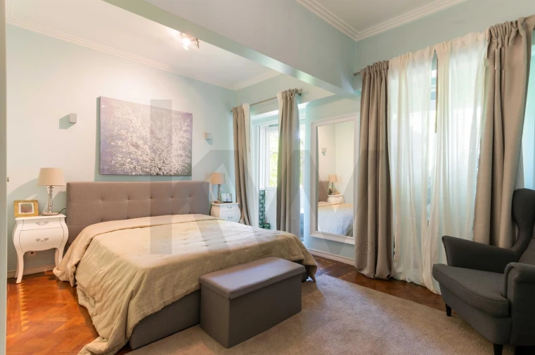 Apartamento T2 para Arrendamento em Lumiar Foto 3