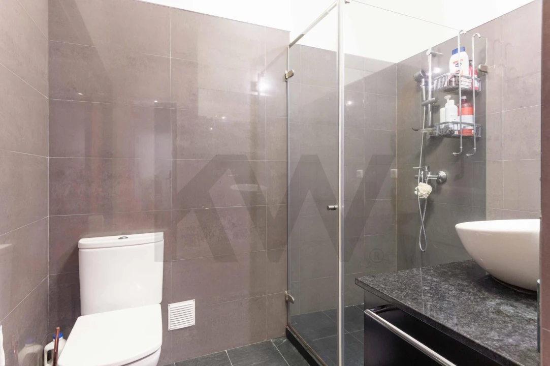 Apartamento T2 para Arrendamento em Lumiar Foto 9