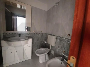 Apartamento T2 para Arrendamento em Algueirão-Mem Martins