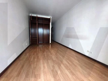 Apartamento T2 para Arrendamento em Algueirão-Mem Martins