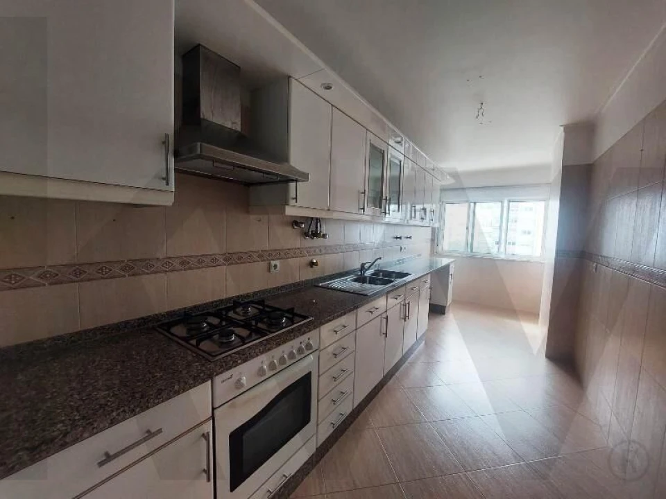 Apartamento T2 para Arrendamento em Algueirão-Mem Martins Foto 1