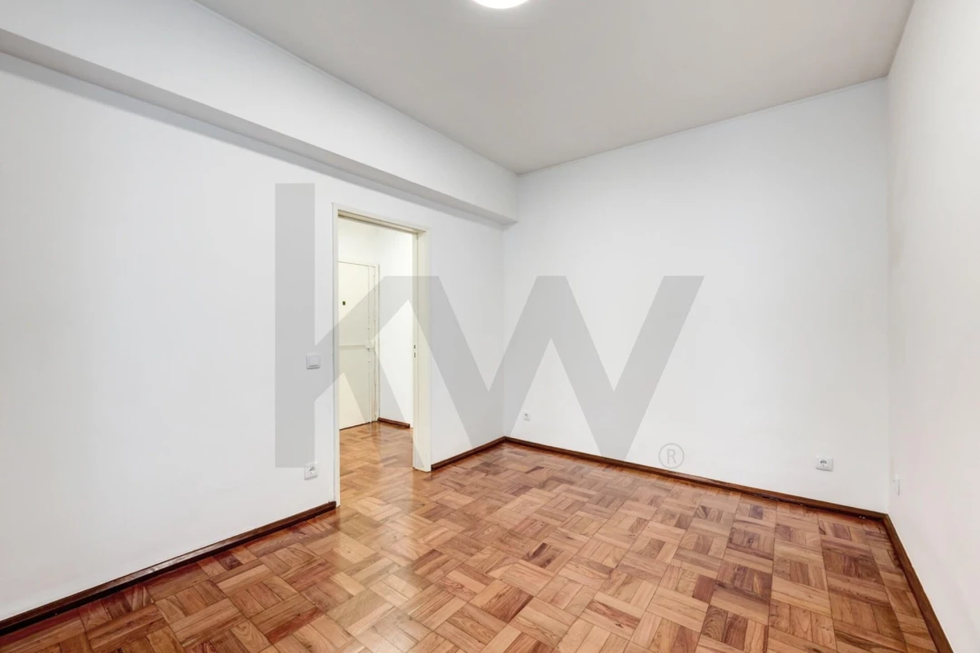 Apartamento T2 para Arrendamento em Avenidas Novas Foto 21