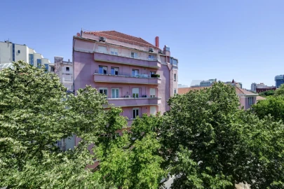 Apartamento T2 para Arrendamento em Avenidas Novas