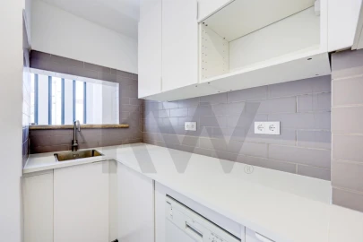 Apartamento T2 para Arrendamento em Avenidas Novas