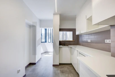 Apartamento T2 para Arrendamento em Avenidas Novas