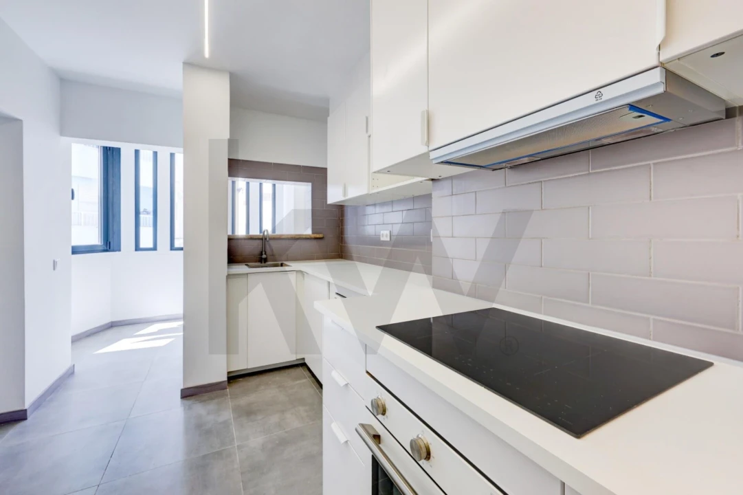 Apartamento T2 para Arrendamento em Avenidas Novas Foto 8