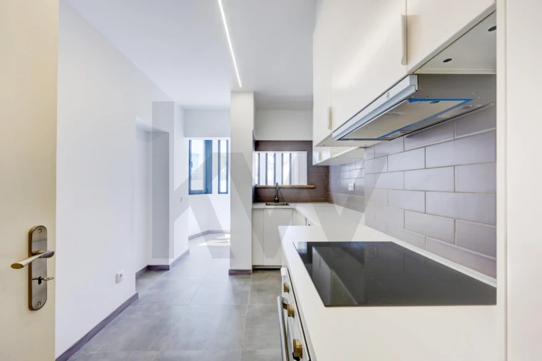 Apartamento T2 para Arrendamento em Avenidas Novas Foto 2