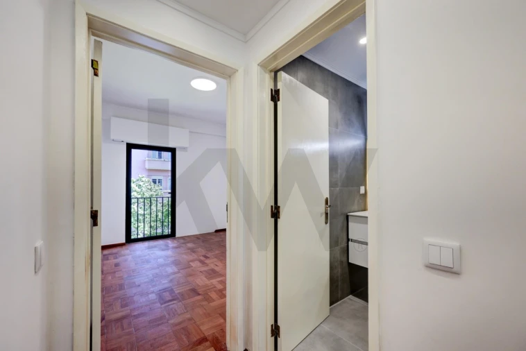 Apartamento T2 para Arrendamento em Avenidas Novas Foto 34