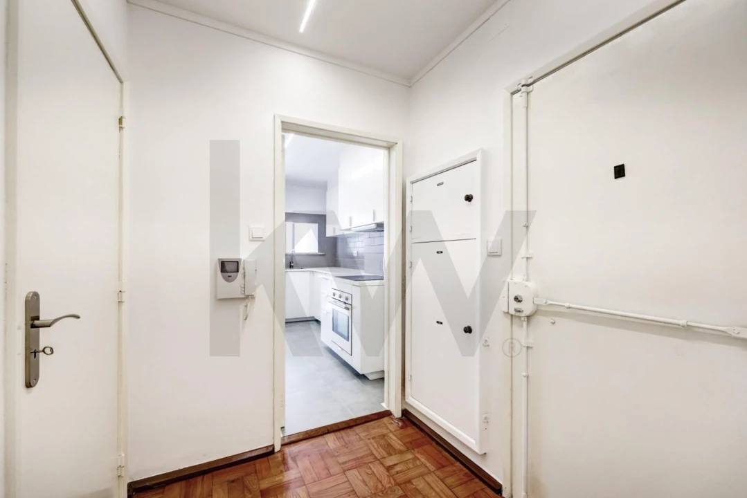 Apartamento T2 para Arrendamento em Avenidas Novas Foto 15